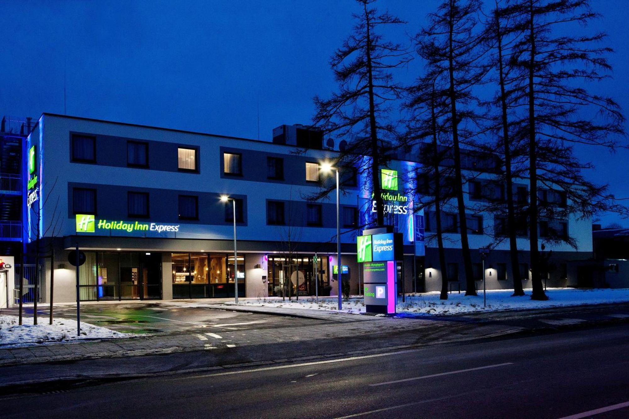 Holiday Inn Express Munich - Olympiapark, An Ihg Hotel מראה חיצוני תמונה